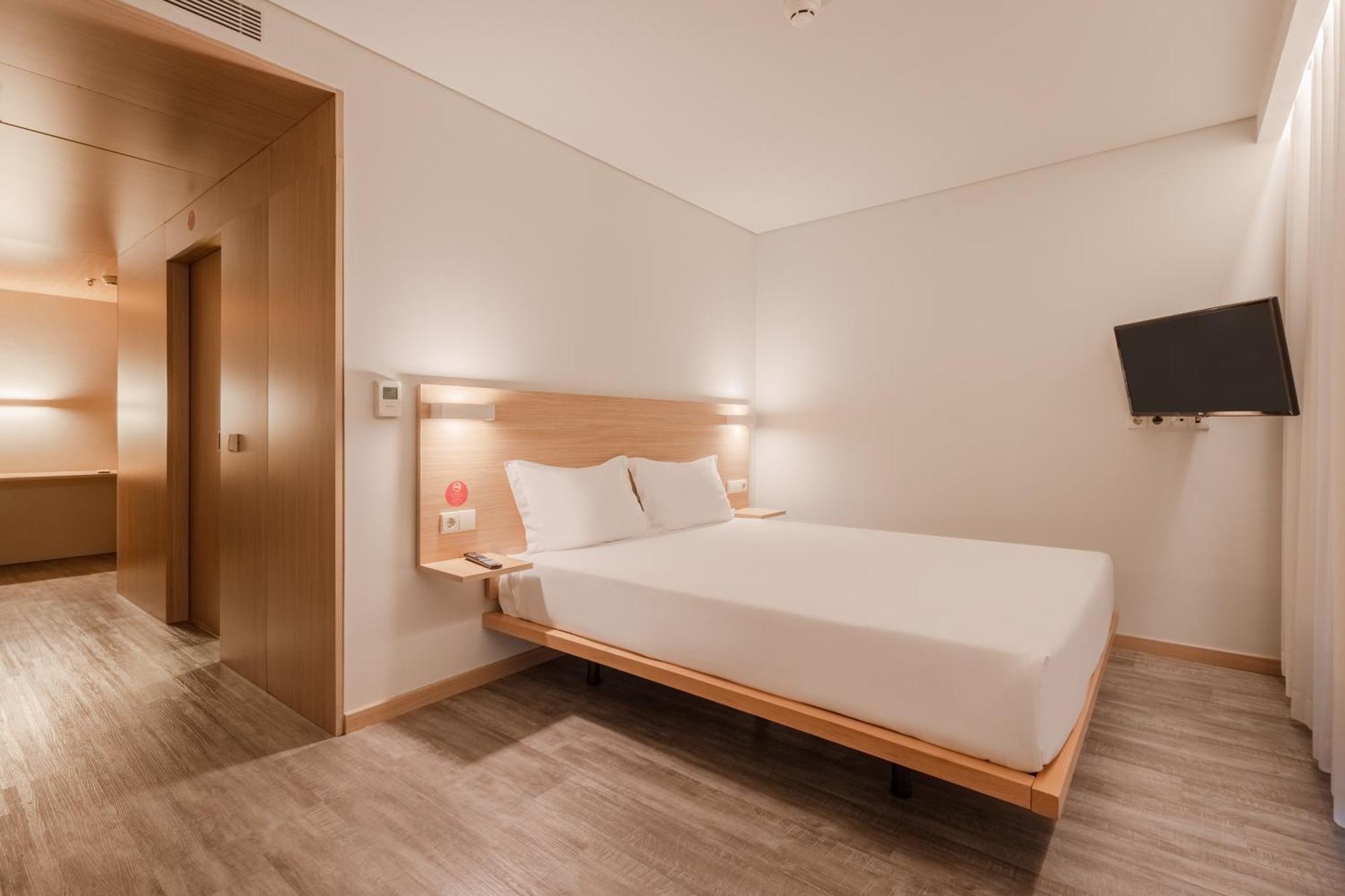 Moov Hotel Porto Norte Senhora da Hora Exteriör bild