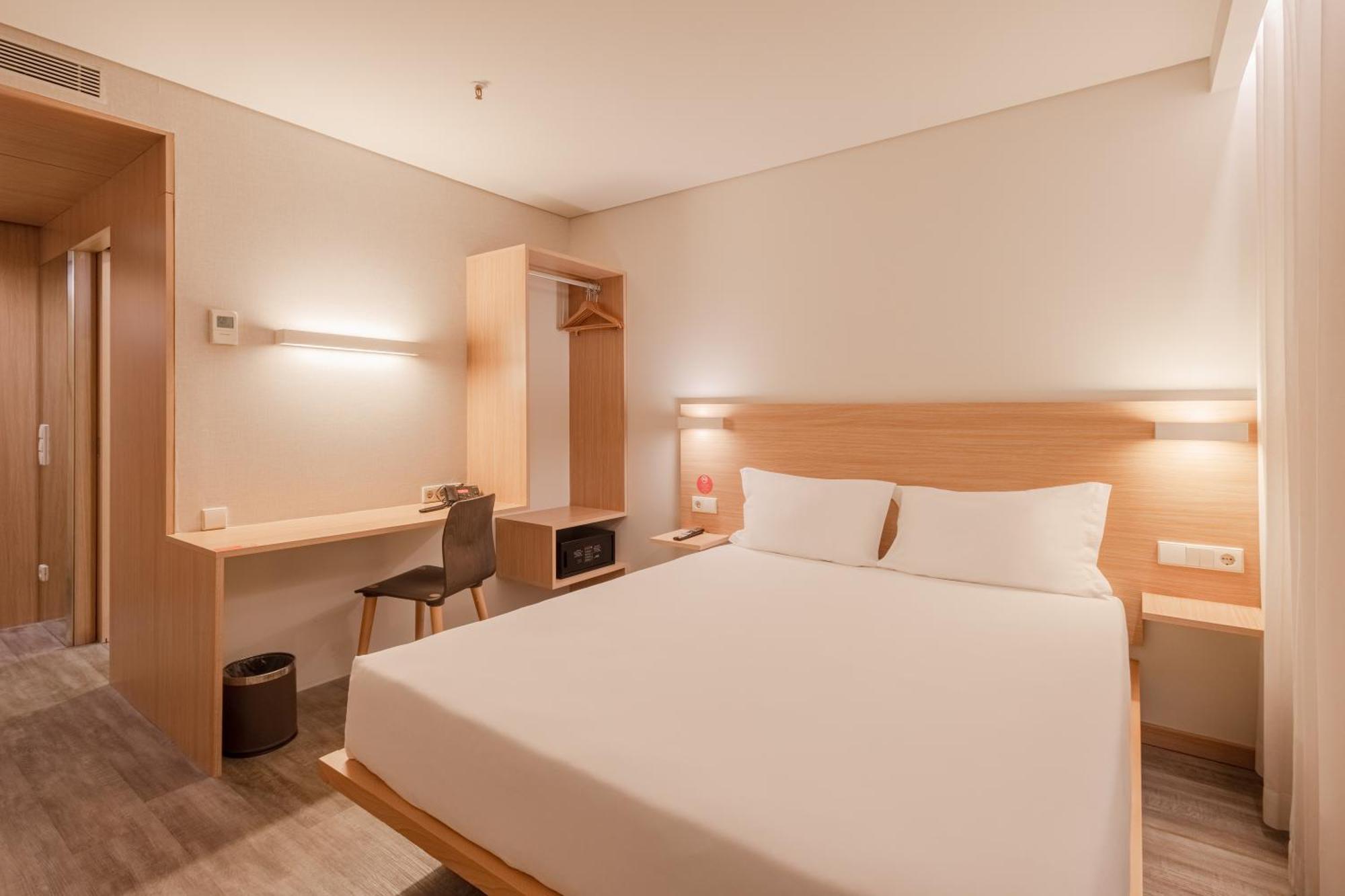 Moov Hotel Porto Norte Senhora da Hora Exteriör bild